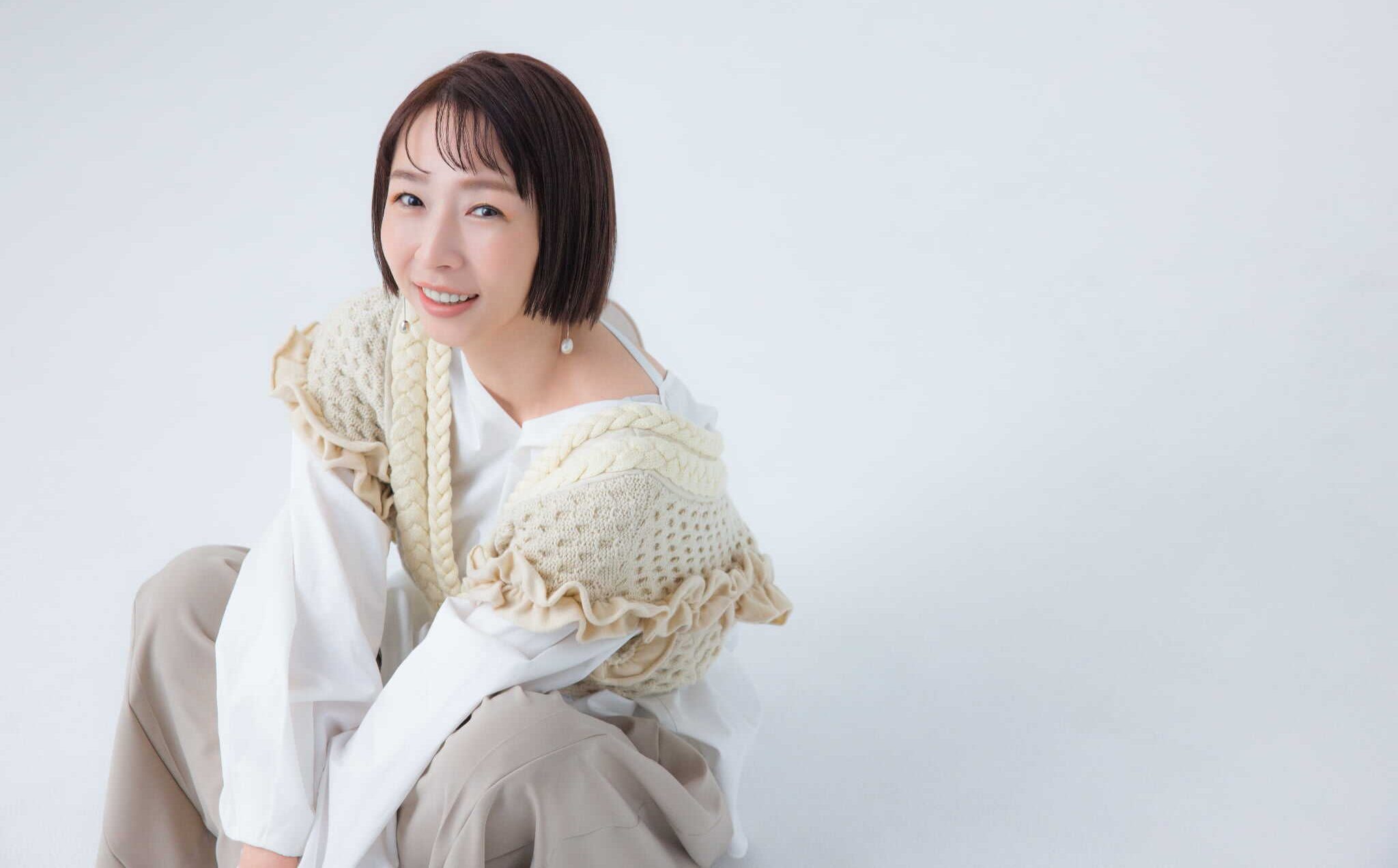 日本女星酒井若菜談中年危機，40 歲世代不必硬撐